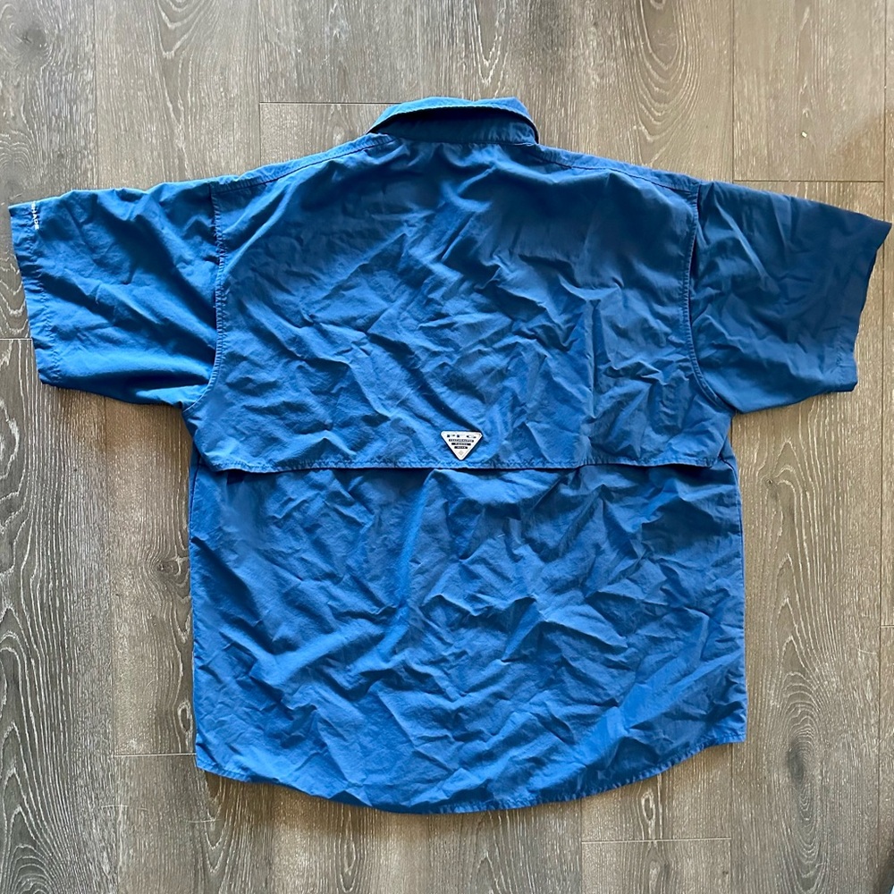 Columbia Men's PFG Shirt - Picture 2 of 4